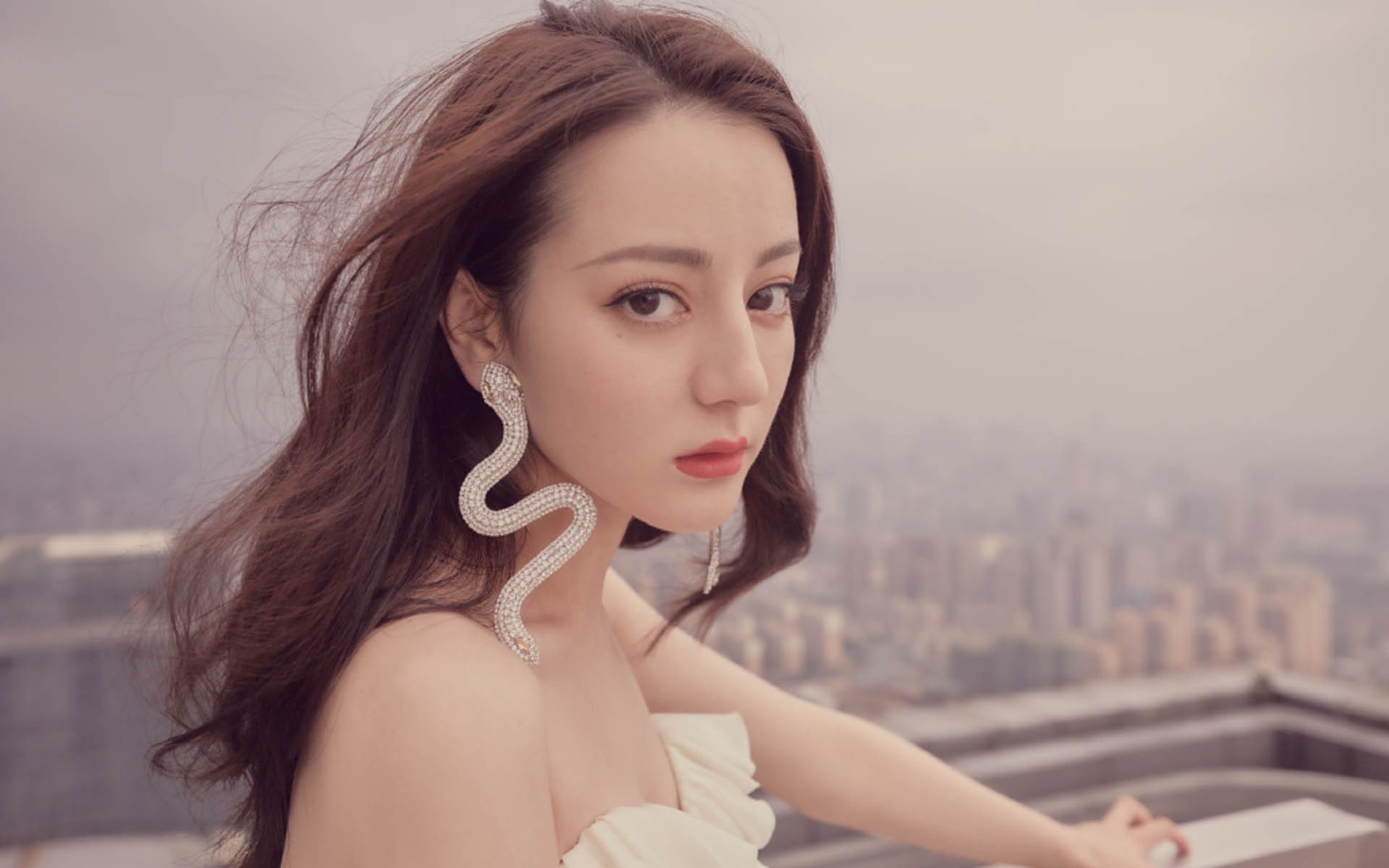 特斯·冯·迪克:每次传球都精确到位,南非队进攻效率大大提高,冯 斯特拉客