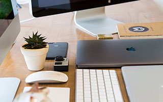 九游平台官网-摩洛哥队在巴黎奥运会男足比赛中展现出高效的传球配合，摩洛哥足球队主力