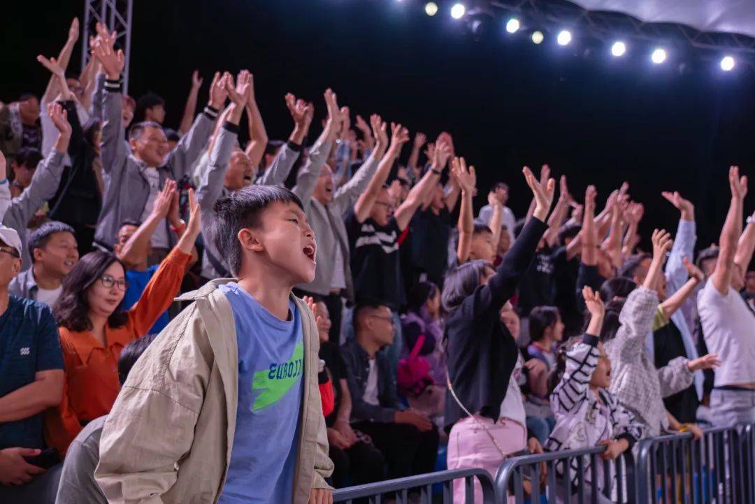 球迷投票：本季最惊艳的刷篮瞬间的简单介绍