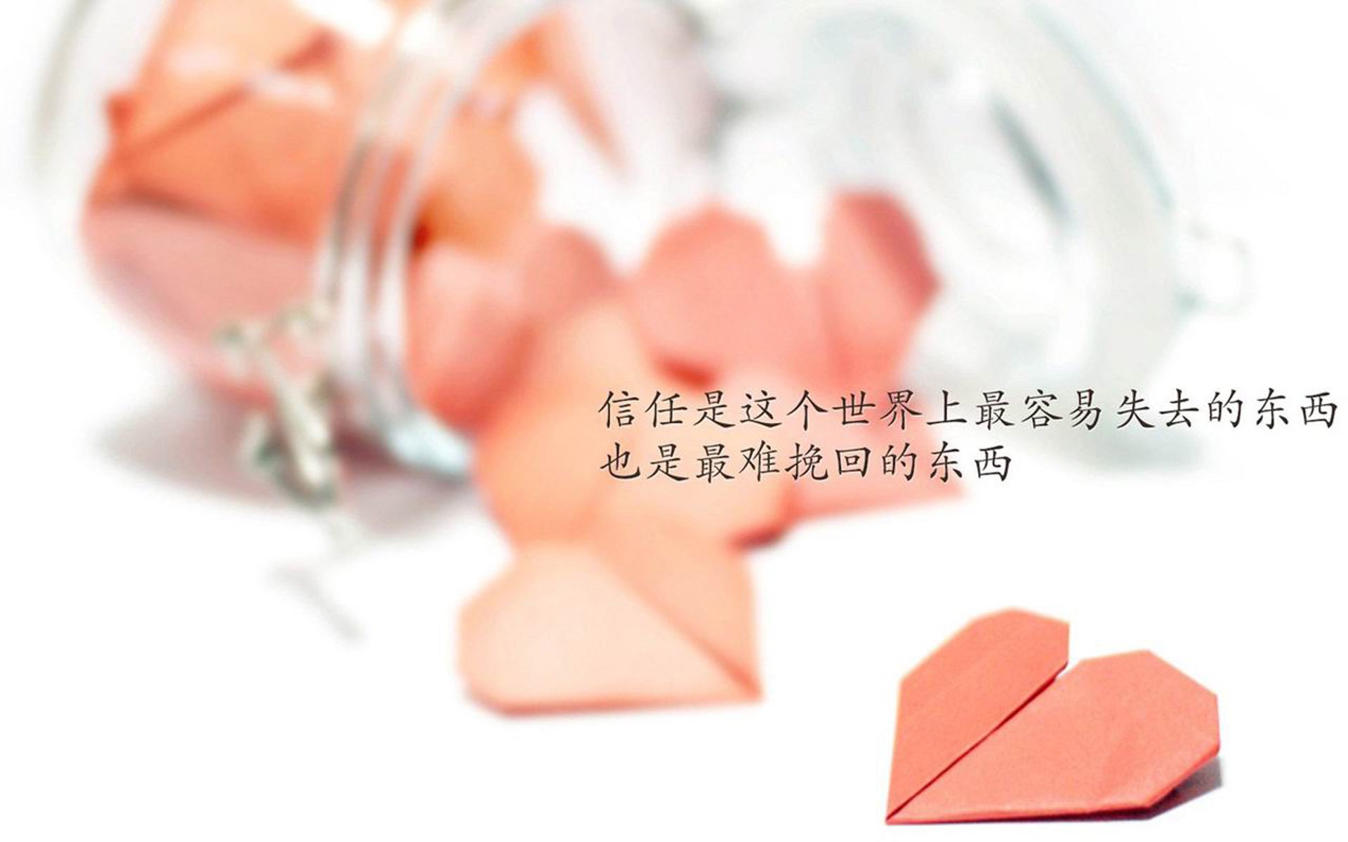 英超球队数据驱动的边路防守压迫策略优化，英超边锋
