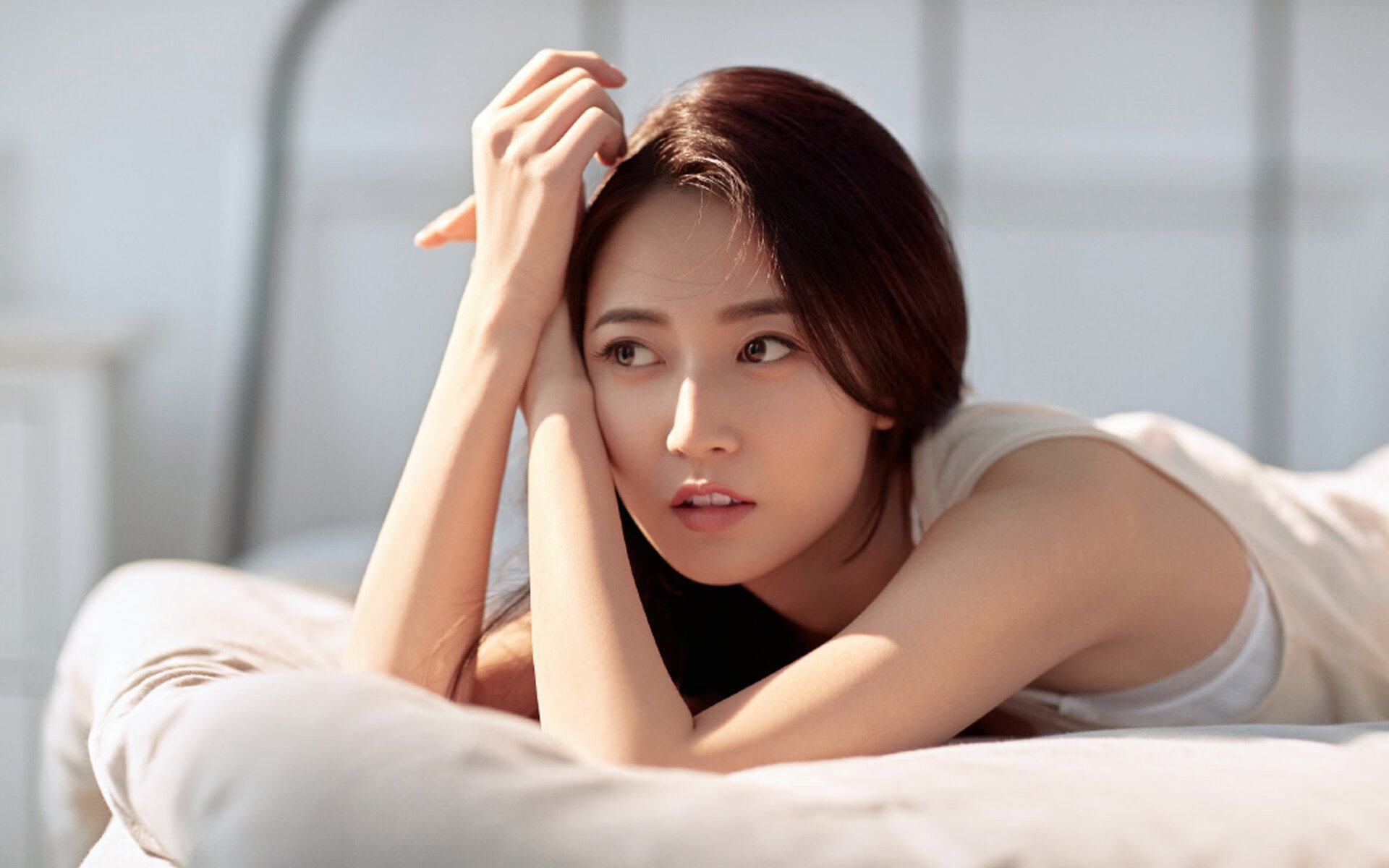 孙颖莎与王曼昱竞争激烈，谁是最强女单选手，孙颖莎和王曼昱女双决赛采访